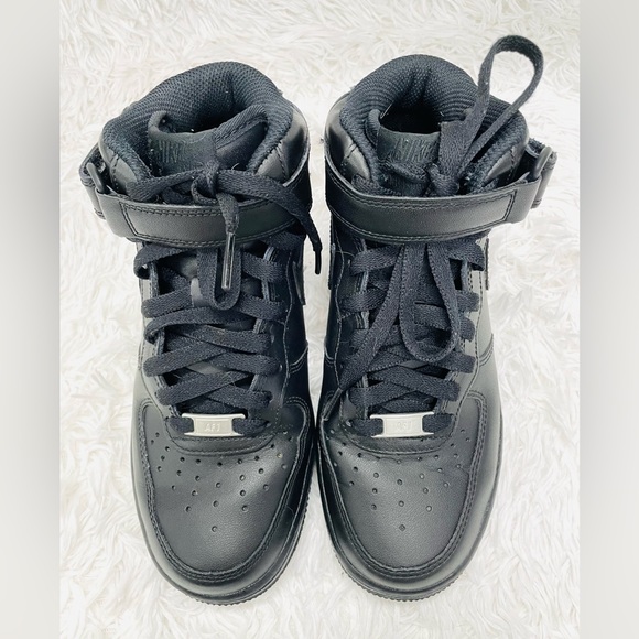 WMNS AIR FORCE 1 MID '07 LE - Picture 4 of 6